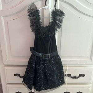 Spirit Halloween black witch costume size M